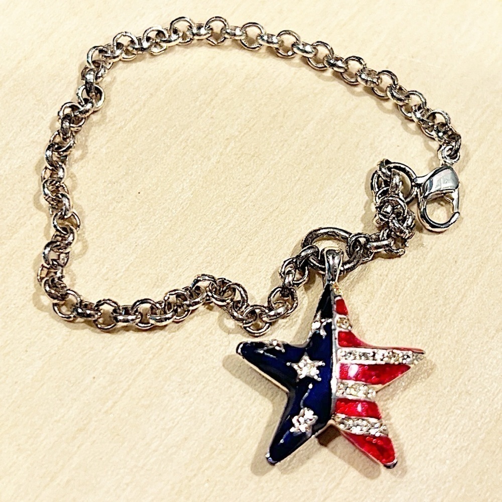 Tommy Hilfiger Vintage Bracelet Star Stripes Charm USA Silver Plated Adjustable